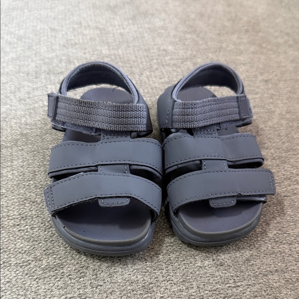 Zara Kids Charcoal Sandals 6.5 toddler